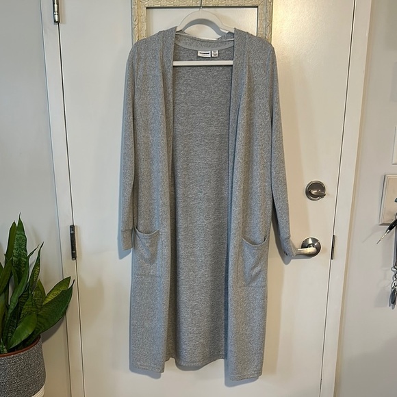 NOISY MAY | Gray Long Open Cardigan - Picture 2 of 13